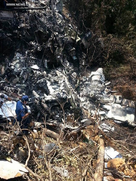 Laos : le ministre de la Défense et 15 autres personnes tués dans un accident d'avion