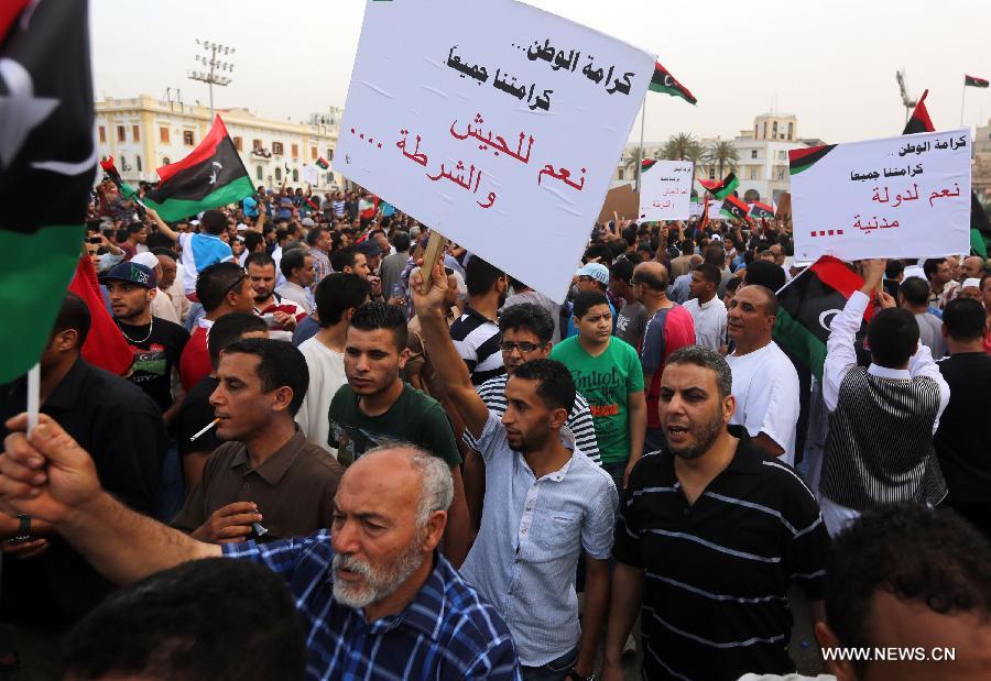 Manifestations pro-Haftar dans des villes libyennes