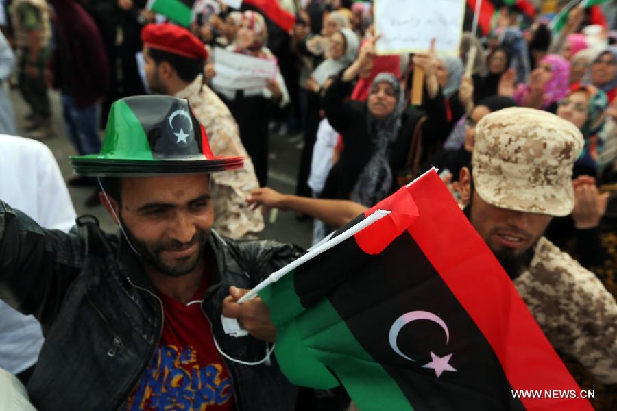 Manifestations pro-Haftar dans des villes libyennes