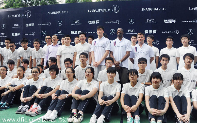 Laureus World Sports Awards : Liu Xiang en exhibition à Shanghai