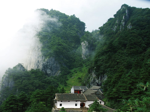 28 juin-fin octobre : Festival d’escalade Tianzhu 2014