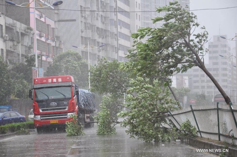 Le typhon Rammasun fait des ravages dans le sud de la Chine