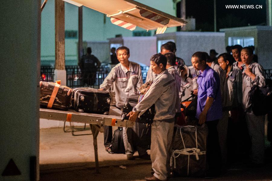 Tunisie: un nouveau groupe de 97 travailleurs chinois évacués de la Libye 