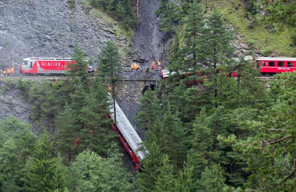 Déraillement d'un train en Suisse : sept blessés