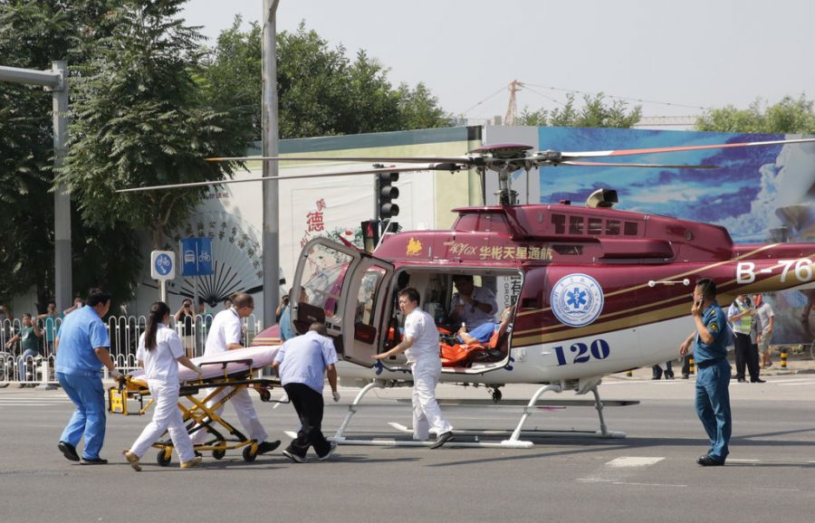 Atterrissage d’urgence d’un hélicoptère dans les rues de Beijing