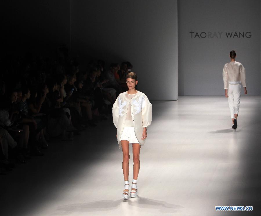 Fashion Week de New York : le defilé TAORAY WANG 