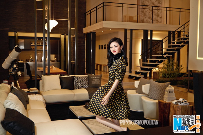 L'actrice chinoise Jing Tian pose pour Cosmo