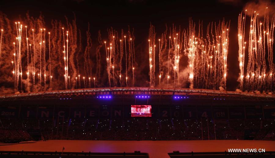 EN IMAGES: Cérémonie d'ouverture des 17e Jeux asiatiques d’Incheon en 2014