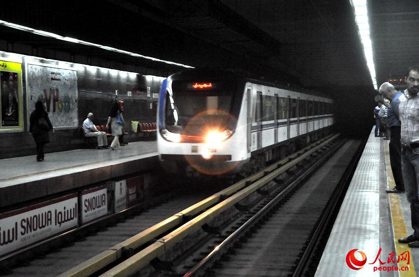 Des rames chinoises dans le métro de Téhéran