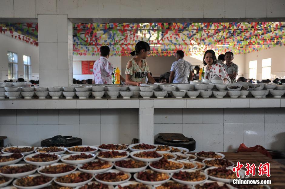 Retour au source pour un mariage de cols blancs 