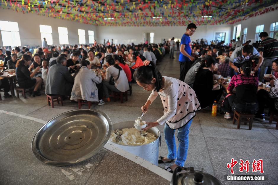 Retour au source pour un mariage de cols blancs 