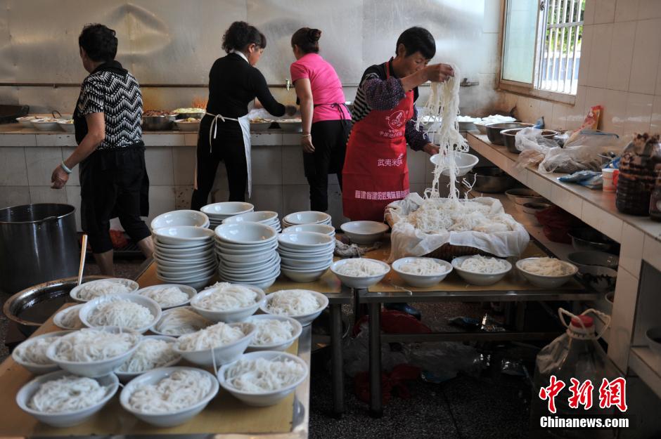 Retour au source pour un mariage de cols blancs 