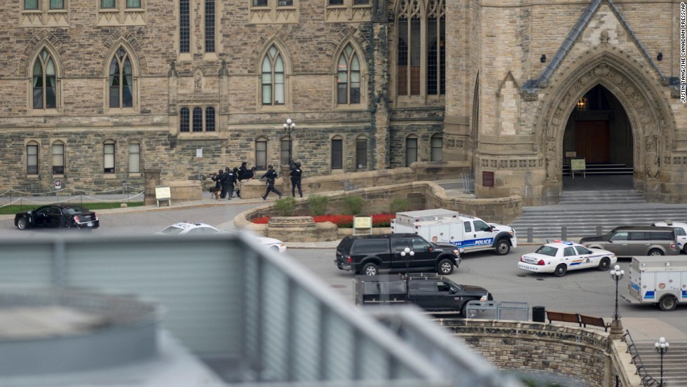 Canada : un soldat tué dans une fusillade près du parlement