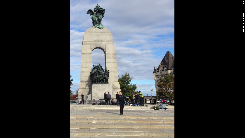 Canada : un soldat tué dans une fusillade près du parlement