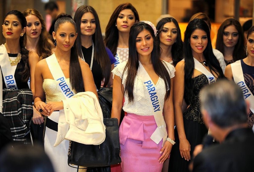 74 des plus belles filles du monde rassemblées à Tokyo