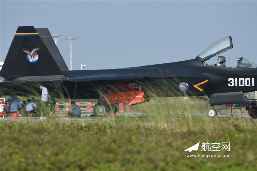 Le nouveau chasseur chinois J-31 sera présenté pour la première fois au Salon de Zhuhai