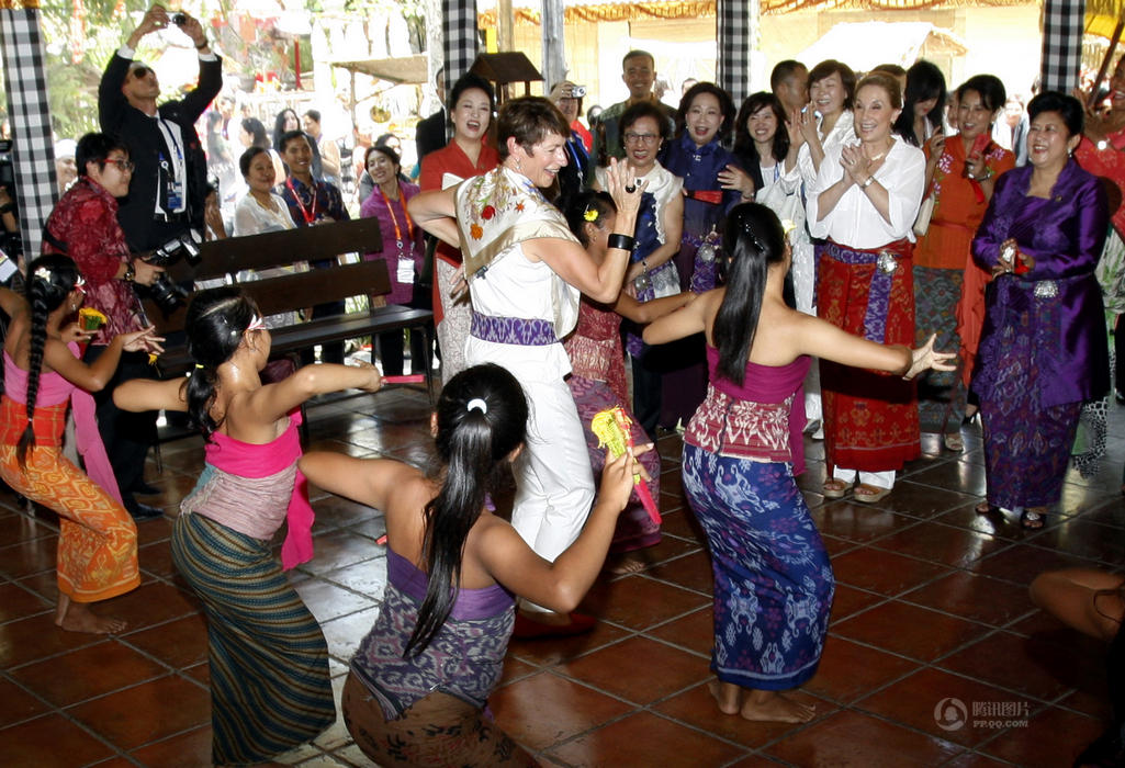APEC : les femmes dirigeantes, ambassadrices de charme