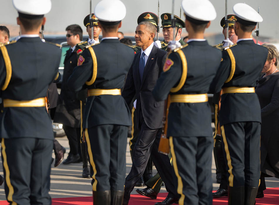 Arrivée de Barack Obama en Chine pour la réunion de l'APEC
