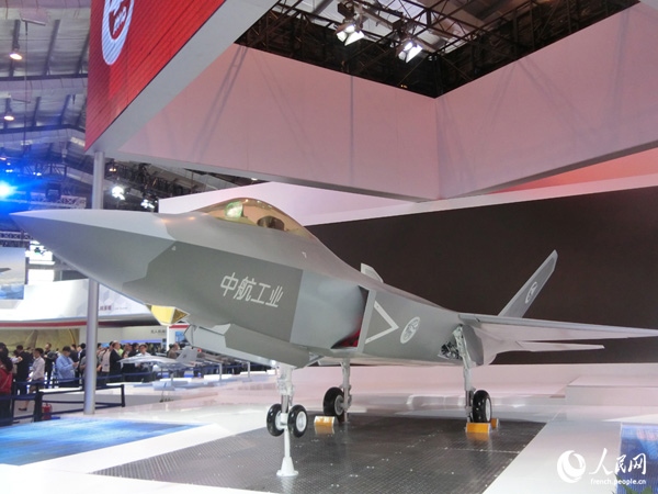  Le premier chasseur furtif chinois J-31 (4e génération)