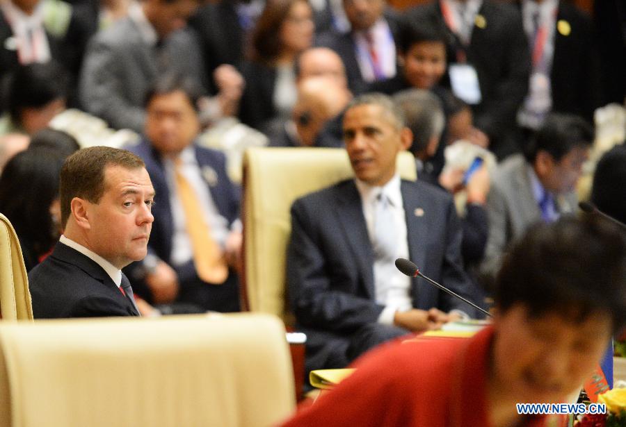 Les dirigeants d'Asie de l'Est discutent des défis et de la future coopération