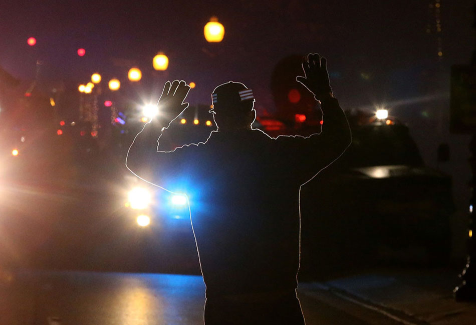 Ferguson s’embrase après la décision du grand jury