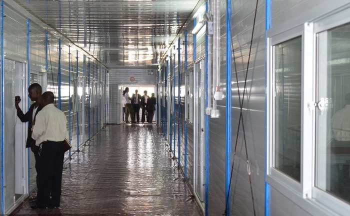 Ebola : inauguration d’un h?pital chinois au Libéria