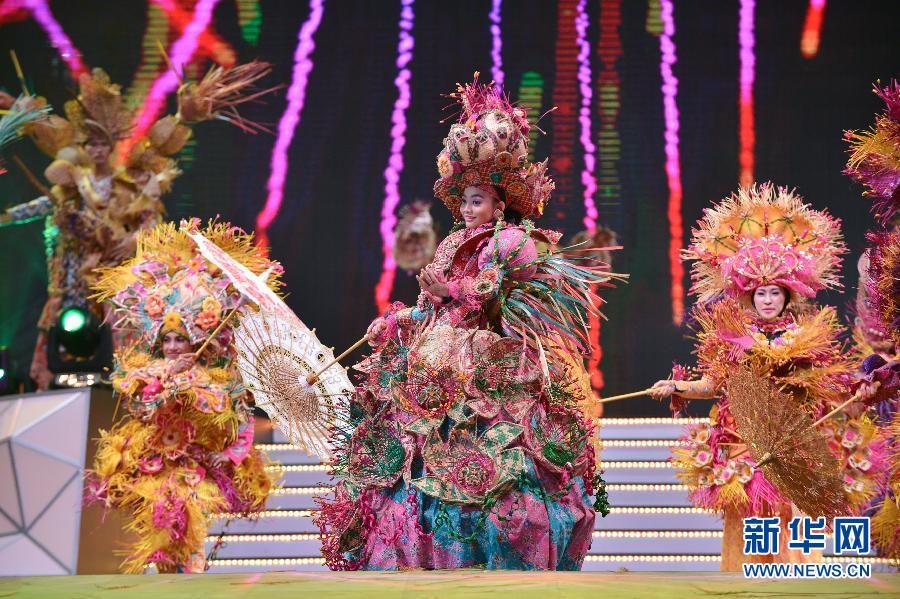 Macao fête le 15e anniversaire de sa rétrocession