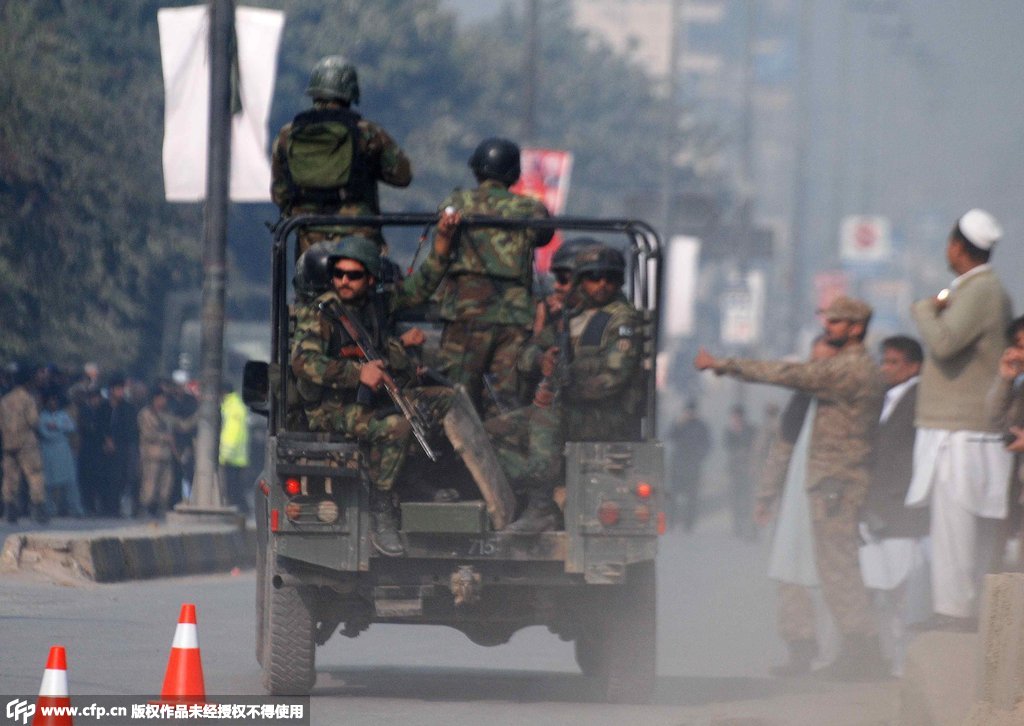 Plus de 130 morts dans une attaque d’une école par les talibans au Pakistan