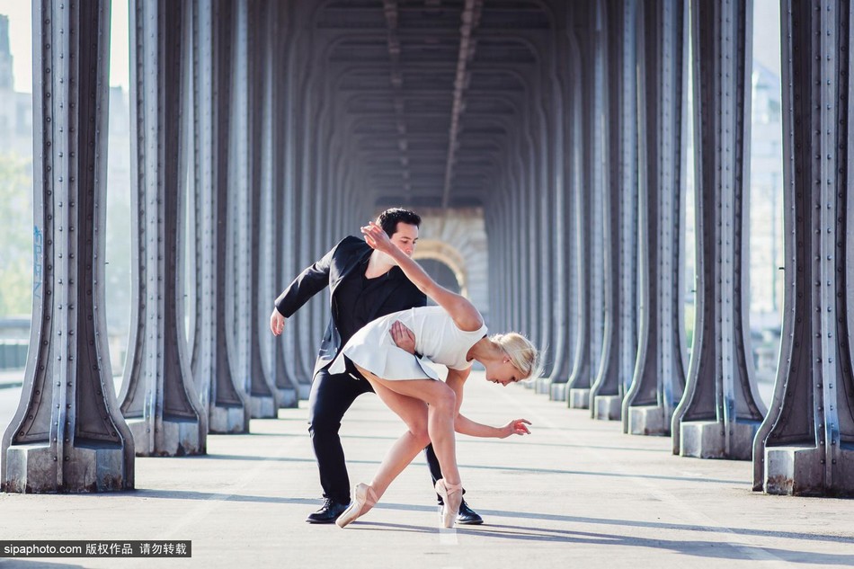 Souvenirs : une manière acrobatique de voyager