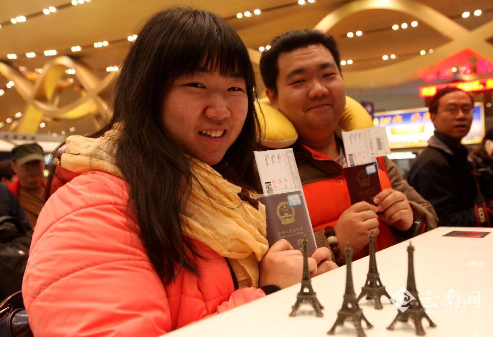 Inauguration du premier vol direct Kunming-Paris