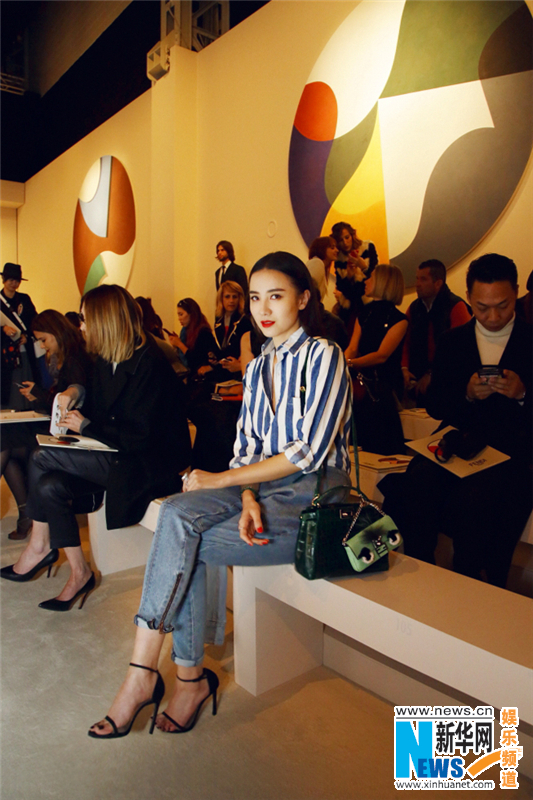 L'actrice Song Jia assiste à la Fashion Week de Milan