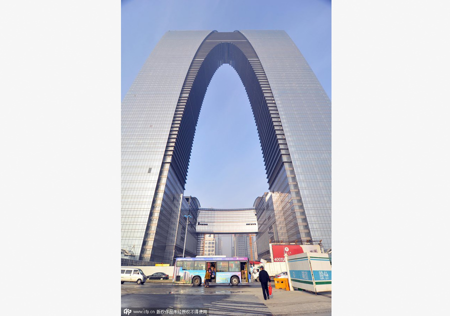 Trafic le long de la nouvelle structure de Suzhou, dans la province du Jiangsu, le samedi 11 avril. [Photo/IC]