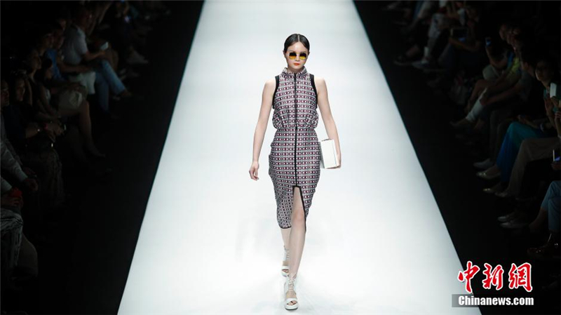 Fashion Week des étudiants : les créations des jeunes dipl?més 