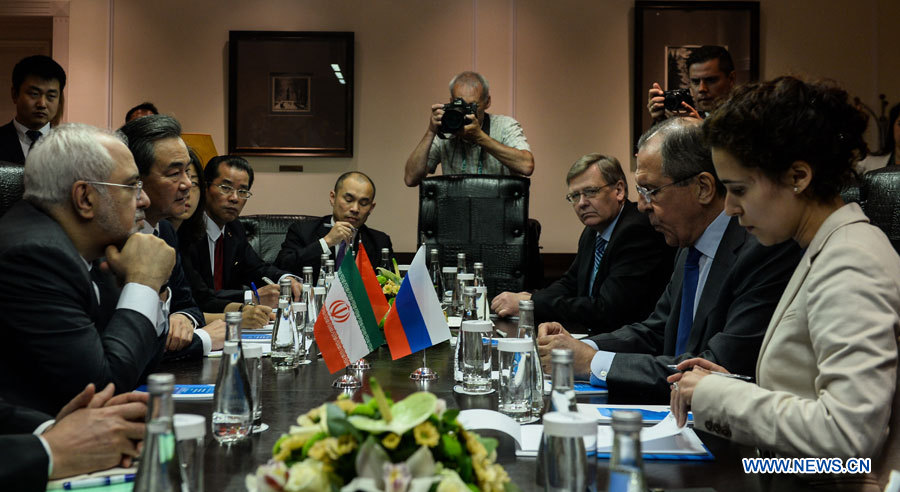 Le chef de la diplomatie chinoise appelle à poursuivre les efforts pour sceller un accord sur le nucléaire iranien