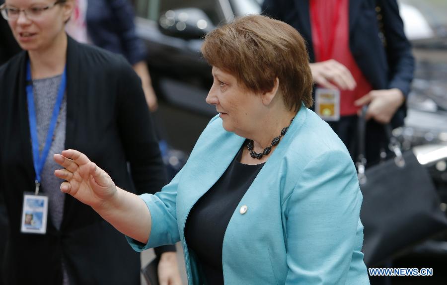 Les dirigeants des 19 pays de la zone euro se penchent sur la dette de la Grèce 