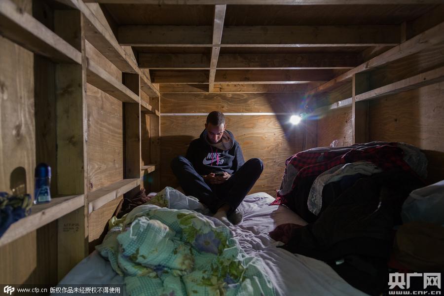 Photos de la vie quotidienne dans un h?tel capsule de Tokyo