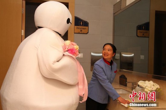 En Chine, vous pourriez croiser un stewart Baymax...