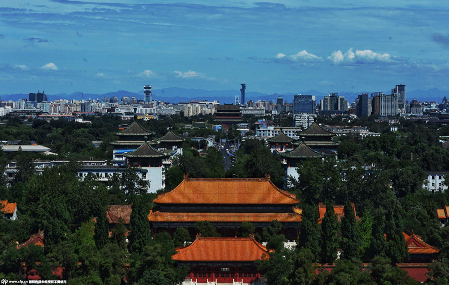 Le ciel bleu révèle la beauté de Beijing