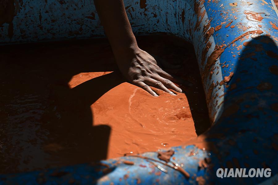 En images : Color Run de boue à Beijing