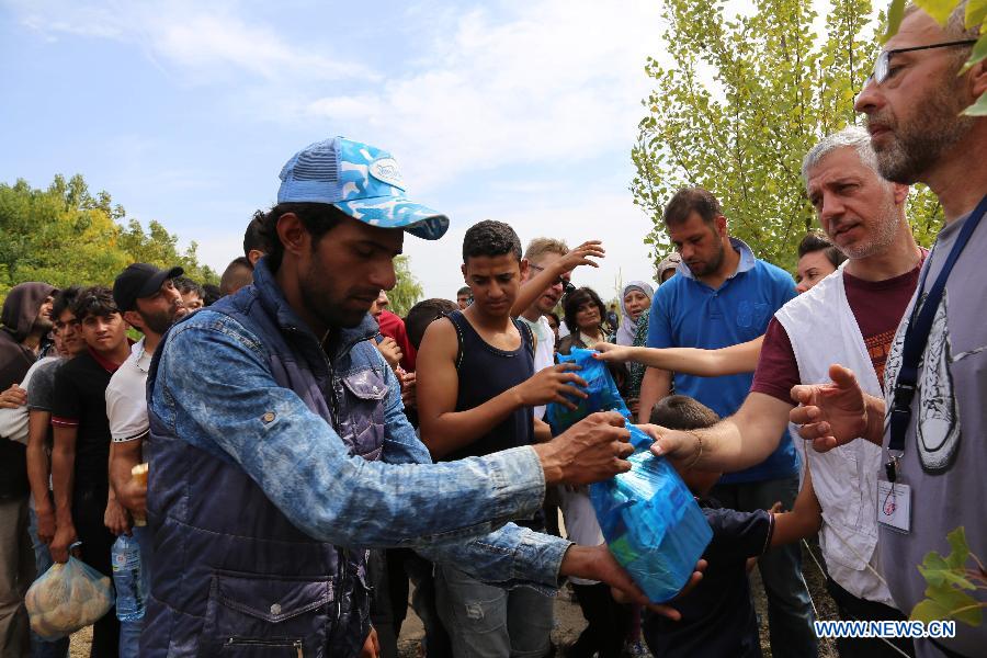 La Hongrie va construire une cl?ture le long de sa frontière avec la Croatie, selon le Premier ministre