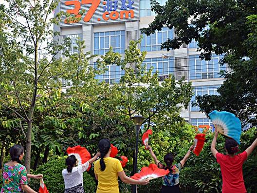Gateaux de lune : des dama braquent un drone dans le Guangdong 