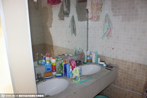 Zhengzhou : un train vert transformé en dortoir