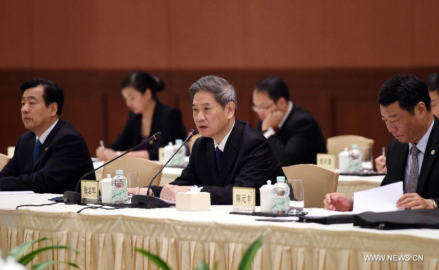 Chine : rencontre à Guangzhou des responsables des affaires trans-détroit, entre la partie continentale et l'?le de Taiwan