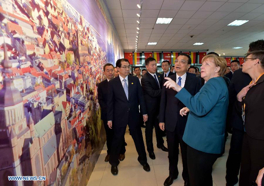 La chancelière Angela Merkel dans le pays natal du PM Li Keqiang
