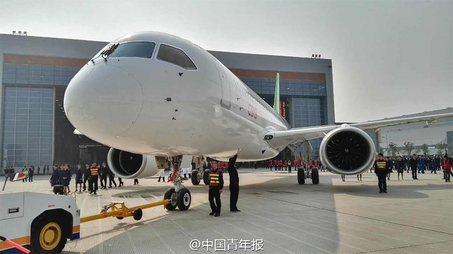 Gros porteur chinois : le C919 quitte la ligne d'assemblage