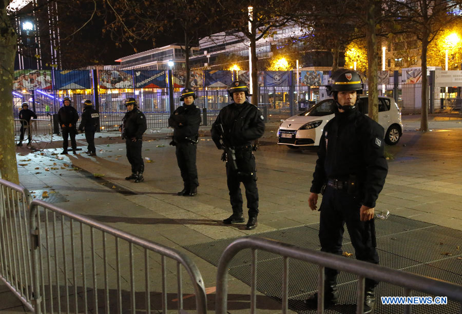 France : au moins 120 morts dans les attaques en série à Paris