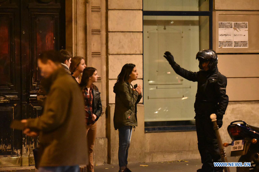 France : au moins 120 morts dans les attaques en série à Paris