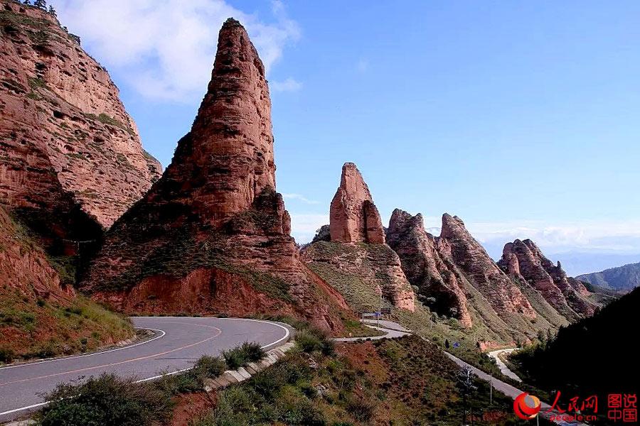 Le magnifique Parc géologique national de Kanbula dans le Qinghai
