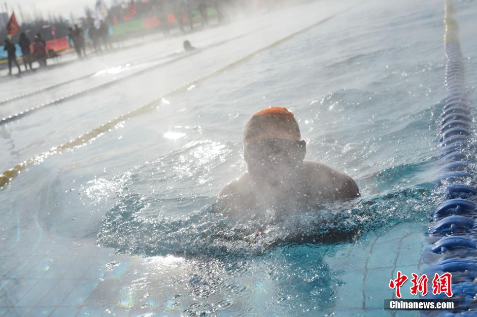 Nage hivernale en Mongolie intérieure