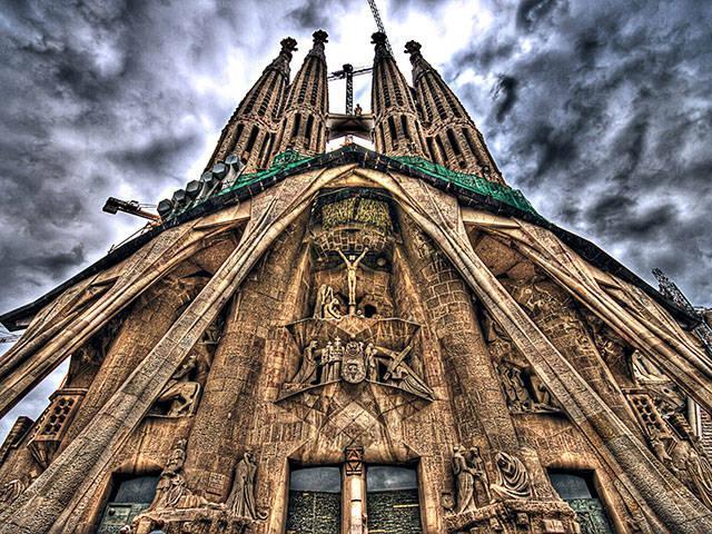 133 ans après, la basilique Sagrada Familía de Barcelone bient?t terminée 